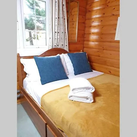 Rustic Log Cabin In Snowdonia By Seren Short Stays Trawsfynydd Экстерьер фото